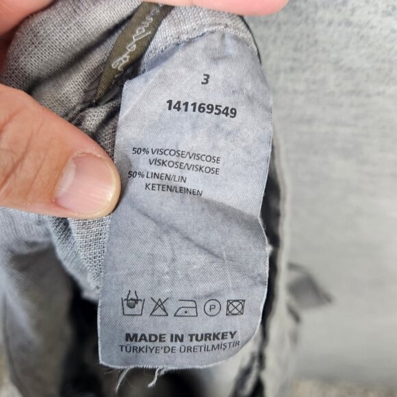 Angels Never die Women's Gray Button Embroidered Brass Floral Short Skirt Size 3 - Picture 4 of 11